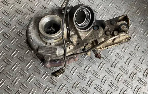Mercedes-Benz C W204 Turbo A6460901080 752590