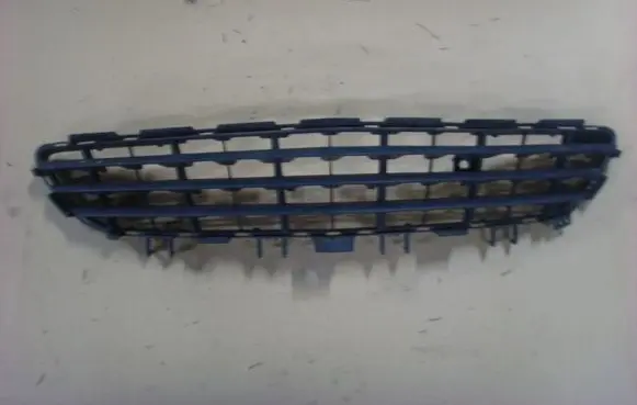 Opel Astra H Front bumper lower grill