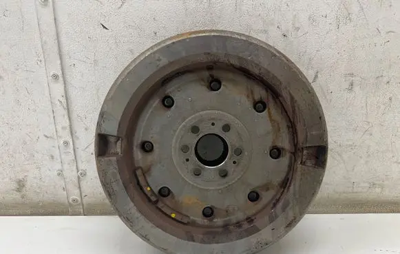 Audi Q3 F3 Flywheel 05E105266D