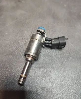 Fuel injector