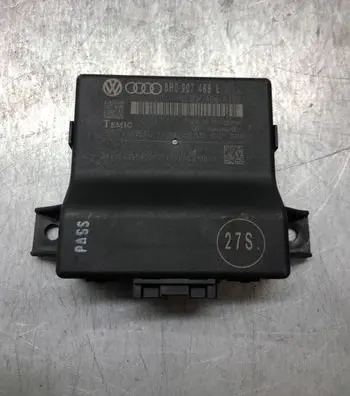 Audi A4 S4 B8 8K Gateway control module 8R0907468L 8R0907468A
