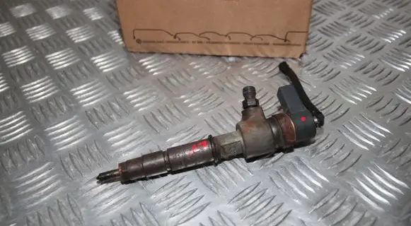 Volkswagen II LT Fuel injector 0445110081 940704640014