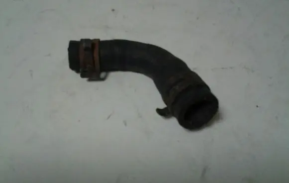Audi A8 S8 D3 4E Engine coolant pipe/hose 4E0203534