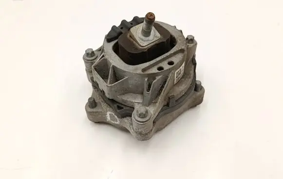 BMW 3 F30 F35 F31 Engine mount bracket 6859414 230718