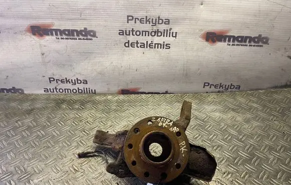 Opel Zafira B Front wheel hub