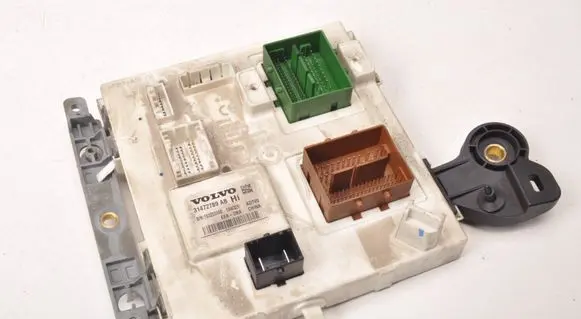 Volvo S90, V90 Central body control module 31472789AB