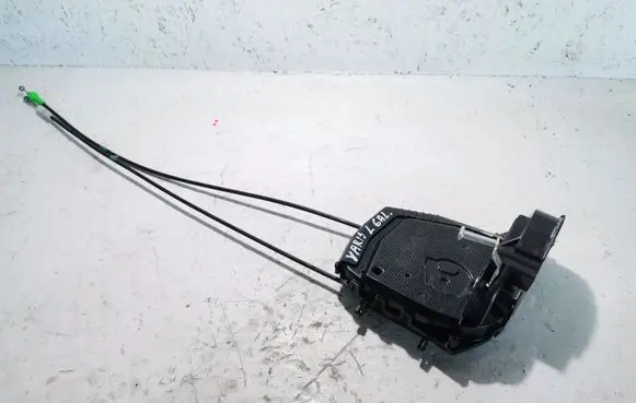 Toyota Yaris Rear door lock