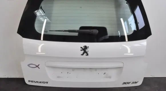 Peugeot 207 Tailgate/boot cover trim set 