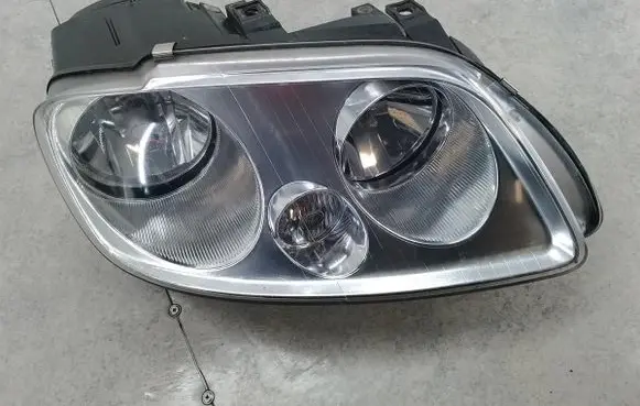 Volkswagen Touran I Headlight/headlamp 