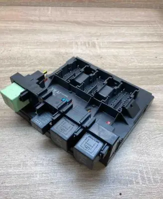 Volkswagen PASSAT B7 Comfort/convenience module 3AA937087N 5WK50513