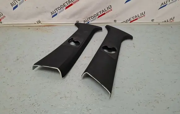 BMW X5 E70 (B) pillar trim (top) 7129752
