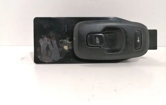 Volvo V70 Electric window control switch 30658147 MP022300212