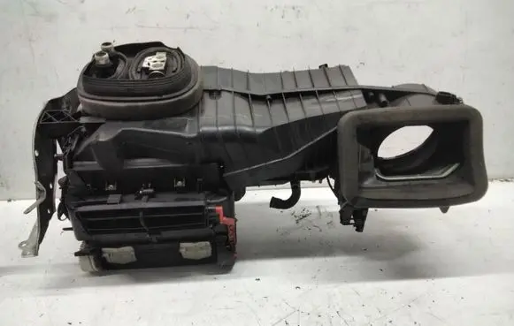 Interior heater climate box assembly