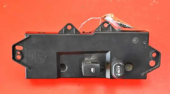 Chrysler Pacifica Electric window control switch 04602704AF
