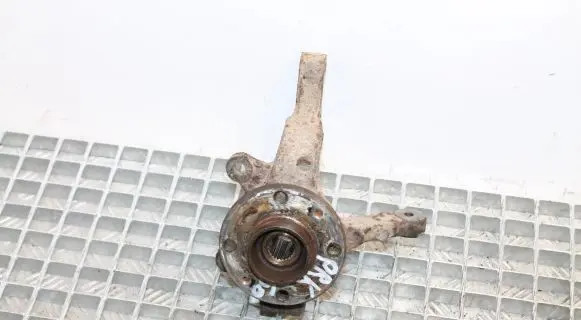 Nissan Micra Front wheel hub