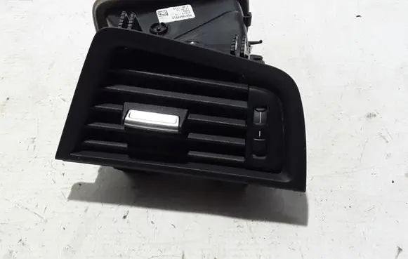 BMW 5 F10 F11 Dashboard side air vent grill/cover trim 9166889