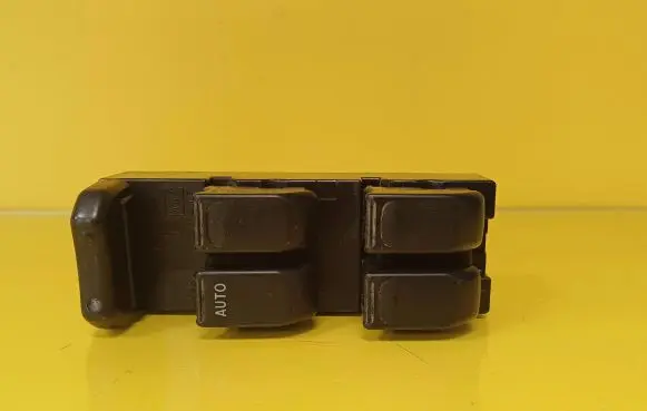 Suzuki Baleno EG Electric window control switch