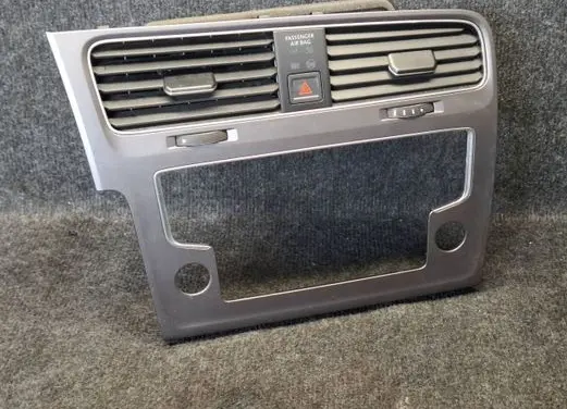 Dash center air vent grill