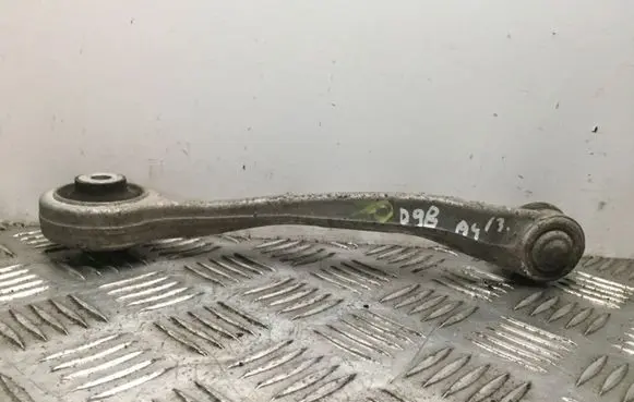 Front lower control arm/wishbone