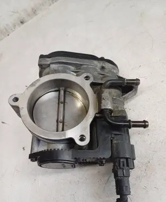 Hyundai Santa Fe Throttle valve 351003C200 17203021