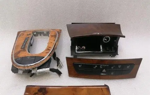Mercedes-Benz E W211 Car ashtray A2116800650