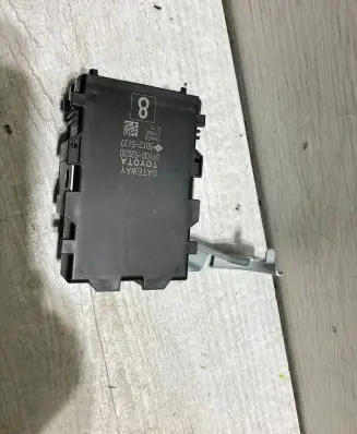 Toyota Yaris Gateway control module 8910052030