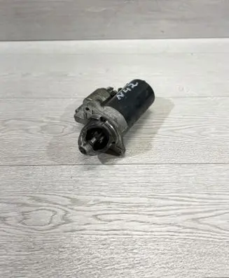 BMW 3 E90 E91 Starter motor 7505979 0001108196
