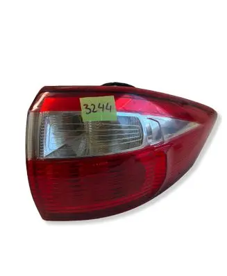 Ford C-MAX II Rear/tail lights 89502670 0190968