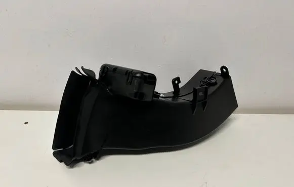 Land Rover Range Rover Sport L461 Intercooler air guide/duct channel N9X22D209AE