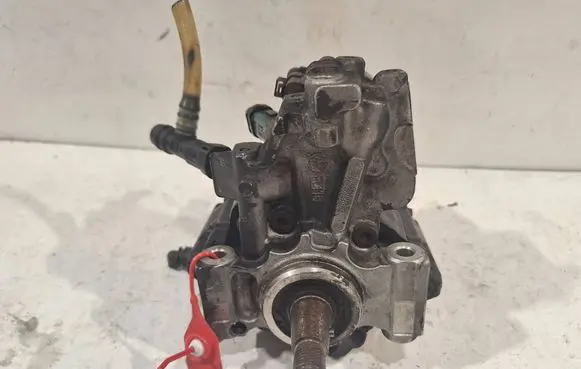 Renault Fluence Fuel injection high pressure pump 8200791749