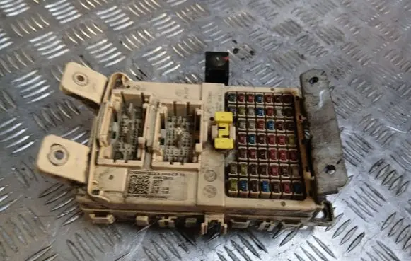 KIA Stonic Fuse module 91950H8570