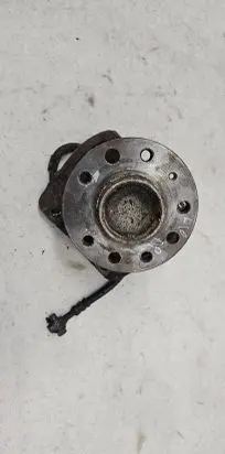 Opel Zafira B Rear wheel hub spindle/knuckle 