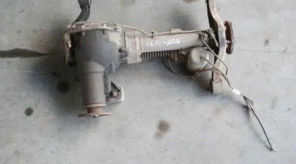 Mitsubishi Pajero Front differential 170KM