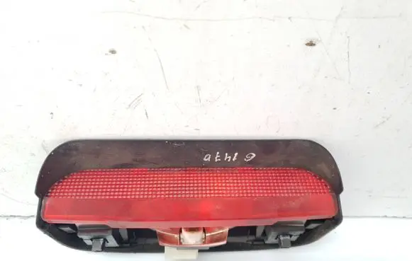 Daihatsu Sirion Third/center stoplight E13021199