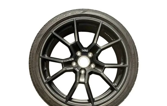 Porsche Taycan 9J1 R21 alloy rim 9J1601025BC
