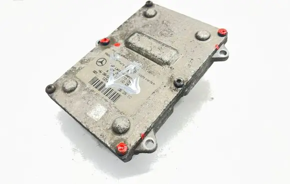 Mercedes-Benz CLS C219 Headlight ballast module Xenon 5DF00827900 A0028202426