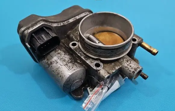 Opel Vectra C Throttle body valve 09128518 IMPRK1558632