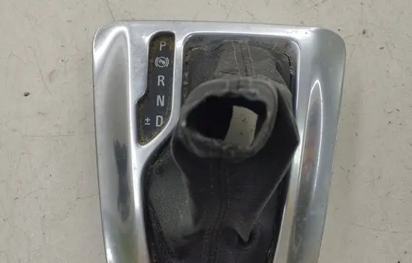 Opel Zafira C Gear shift selector indicator 20901203 476980511
