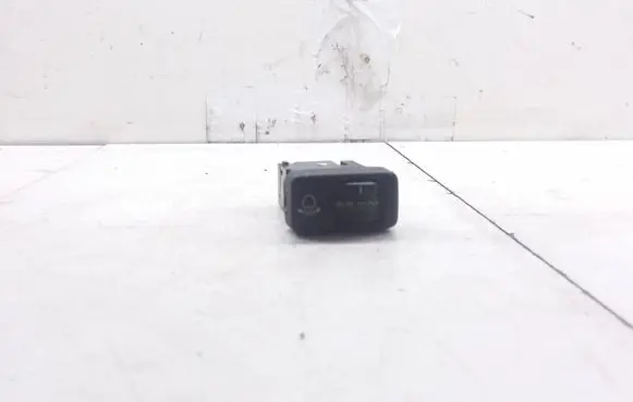 Fog light switch