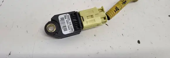 Toyota Corolla E120 E130 Airbag deployment crash/impact sensor 8983102050 007203413545