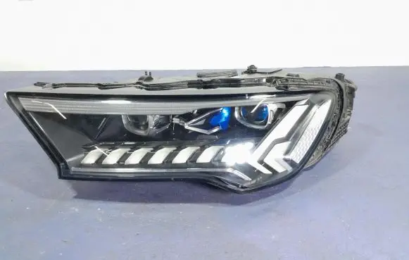 Headlight/headlamp