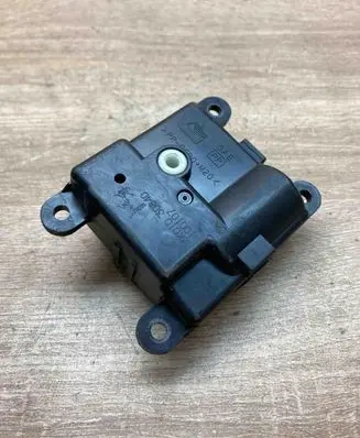 Nissan X-Trail T30 Air flap motor/actuator 3K01030840 100107