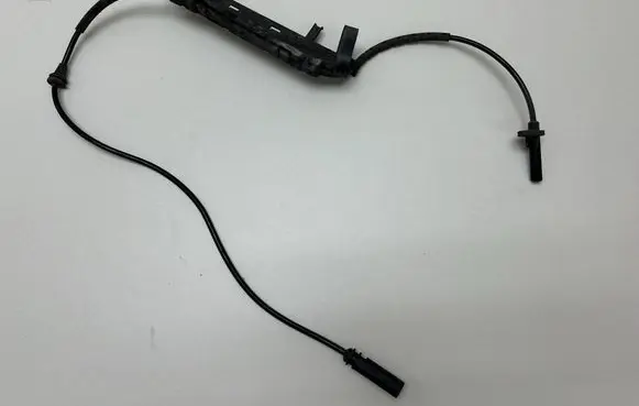 BMW X5 F15 ABS brake wheel speed sensor 6908705