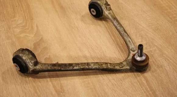 Jaguar XF X250 Front lower control arm/wishbone