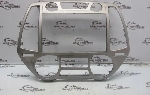 Hyundai i20 (PB PBT) Dashboard center trim panel 