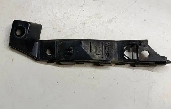 KIA Ceed Front bumper mounting bracket 865131H500U1 865131H500