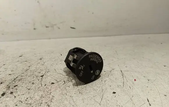 BMW X5 F15 Passenger airbag on/off switch 932650101
