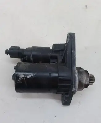 Skoda Fabia Mk2 (5J) Starter motor 1005831281