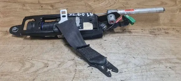 Volvo XC60 Front seatbelt 39803975