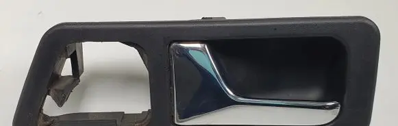 Mercedes-Benz 190 W201 Front door exterior handle 2017660164